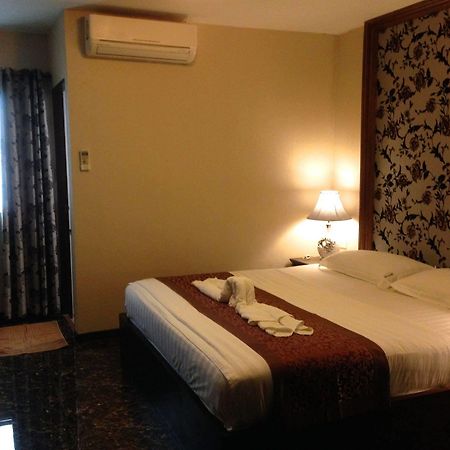 Katesiree House Hotel Pattaya Luaran gambar