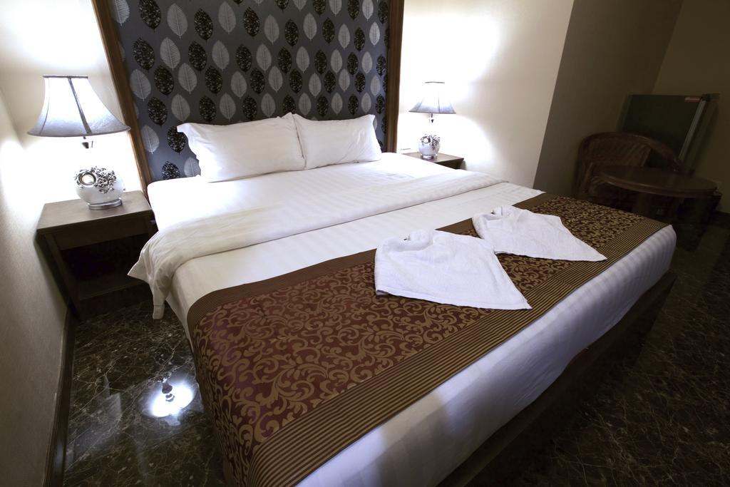 Katesiree House Hotel Pattaya Luaran gambar