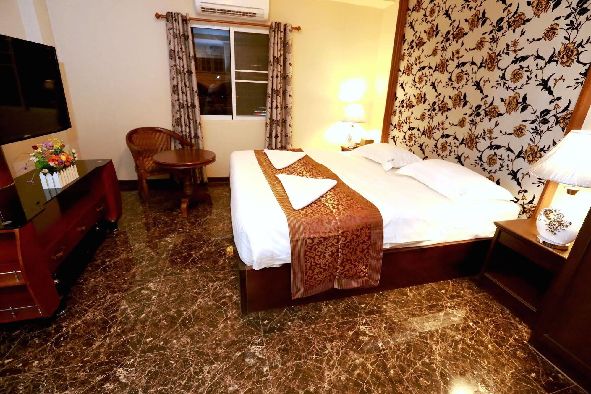 Katesiree House Hotel Pattaya Luaran gambar