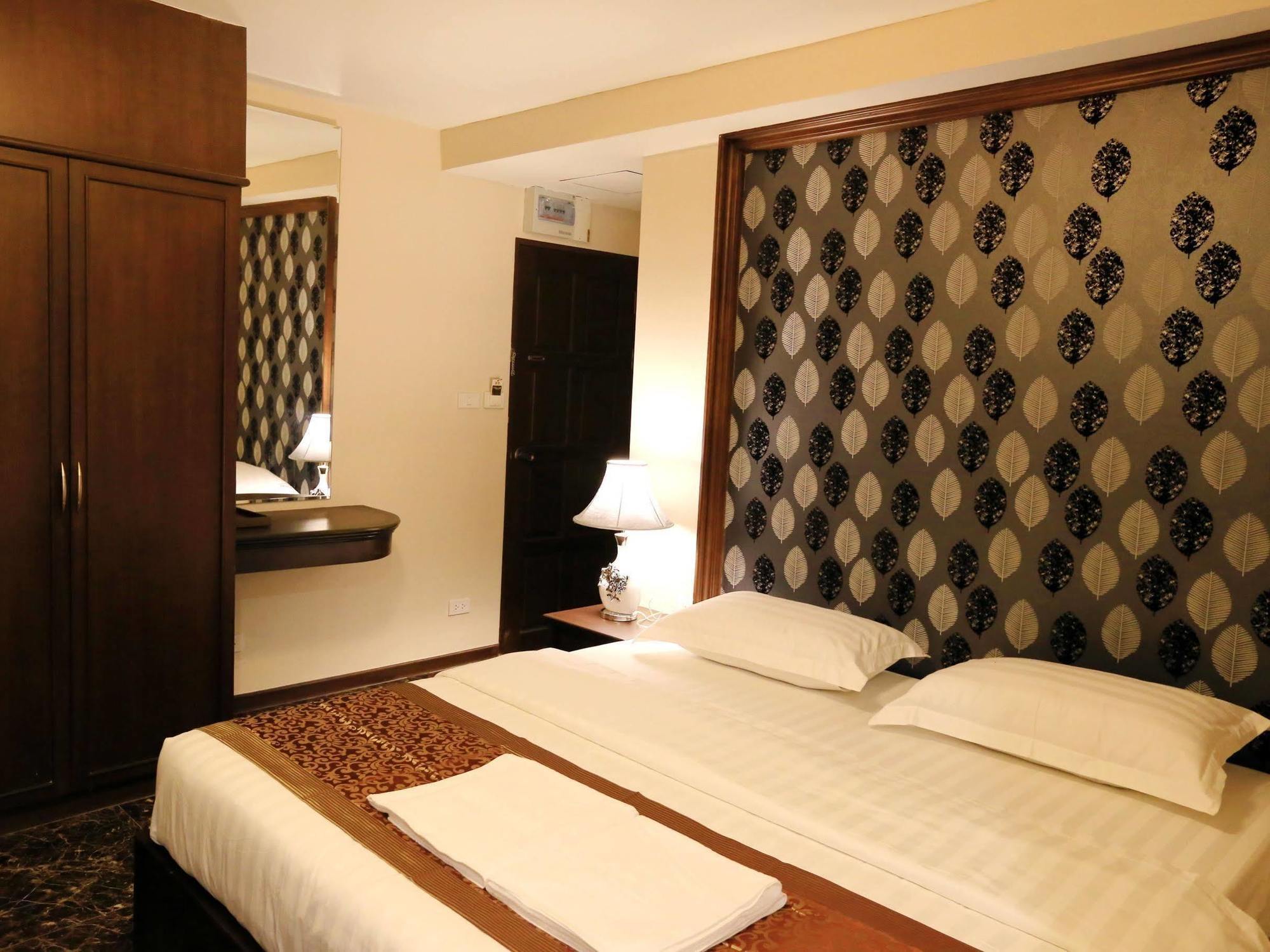 Katesiree House Hotel Pattaya Luaran gambar
