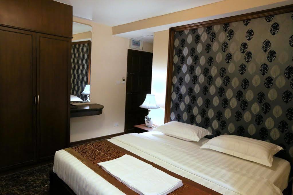 Katesiree House Hotel Pattaya Luaran gambar